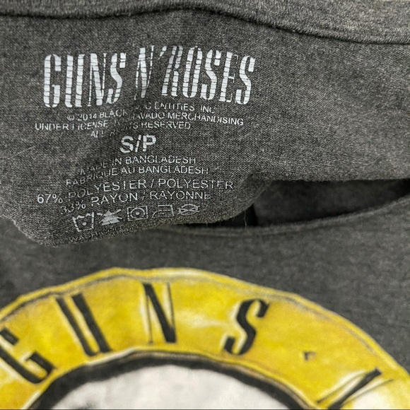 Guns N Roses Crop Top - Picture 3 of 3